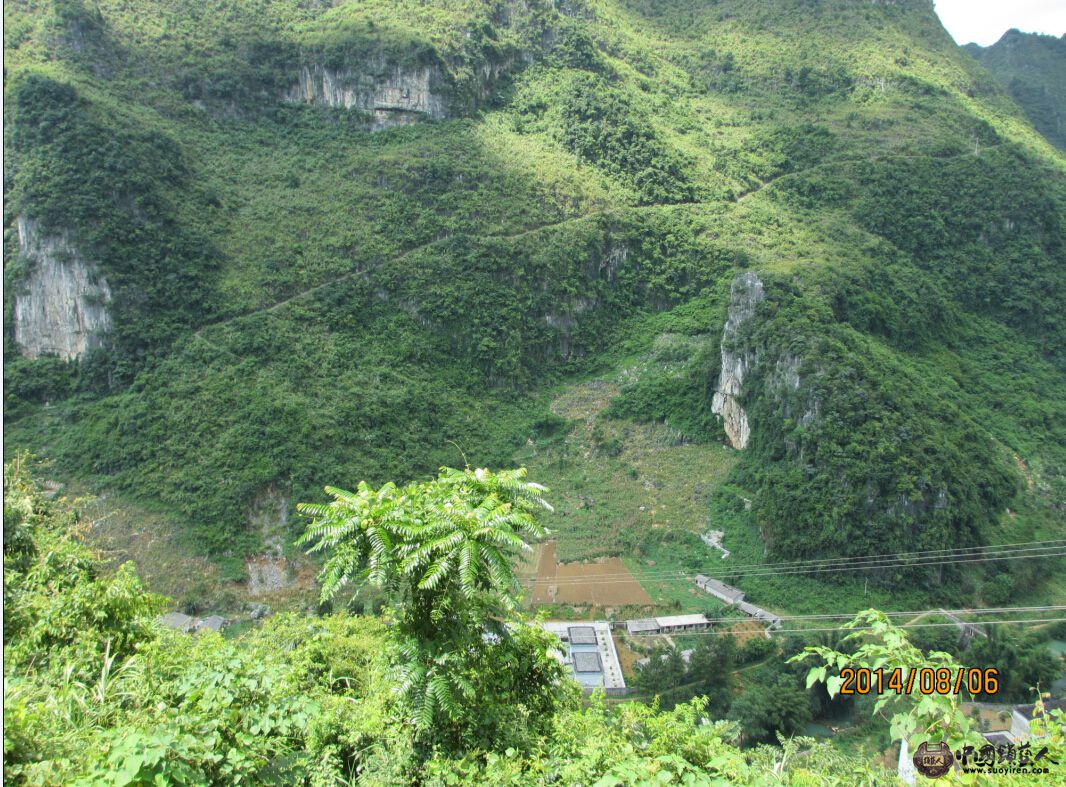 注意看本后是山路