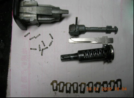4第四章 汽车锁具维修开启2162.png