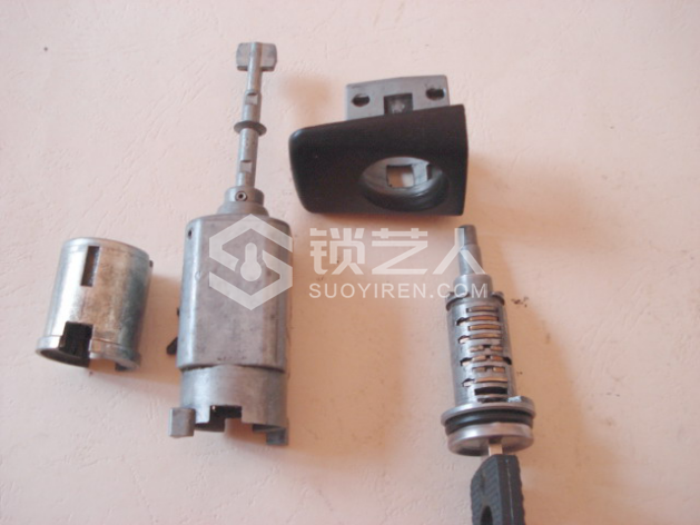 4第四章 汽车锁具维修开启2271.png