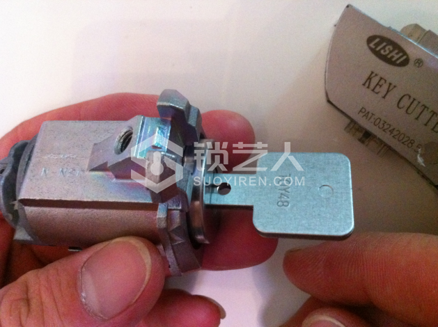 4第四章 汽车锁具维修开启33531.png