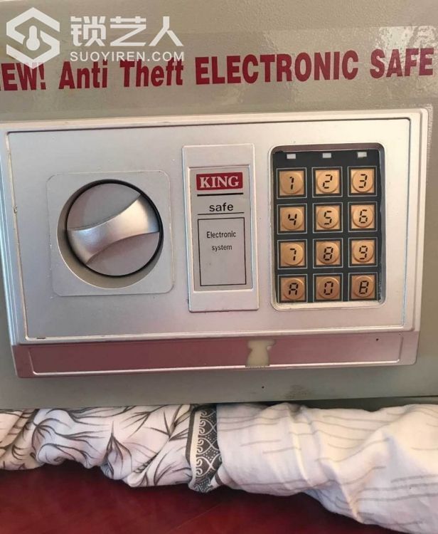 1583509601647747_90.jpg