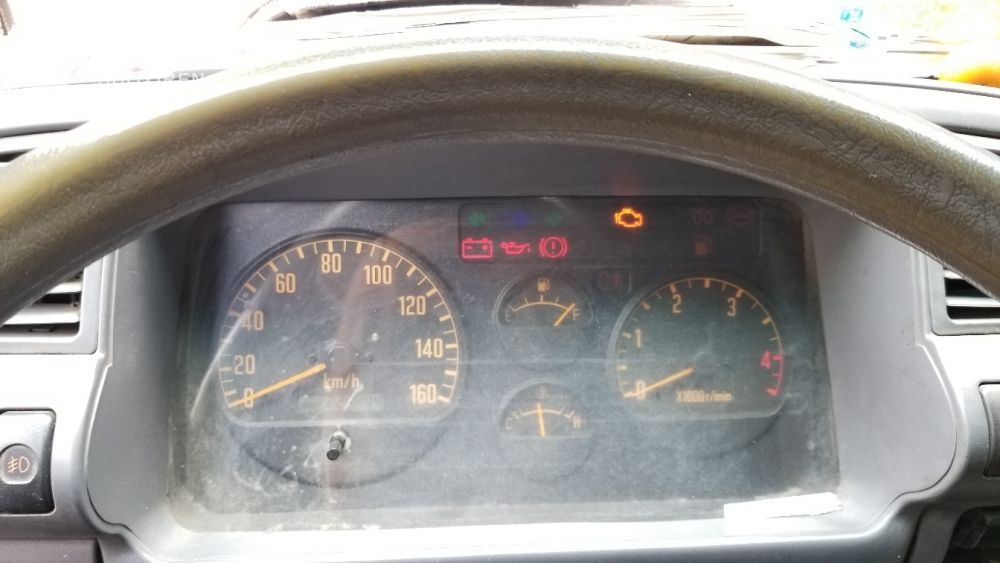 1586396592367610_211.jpg