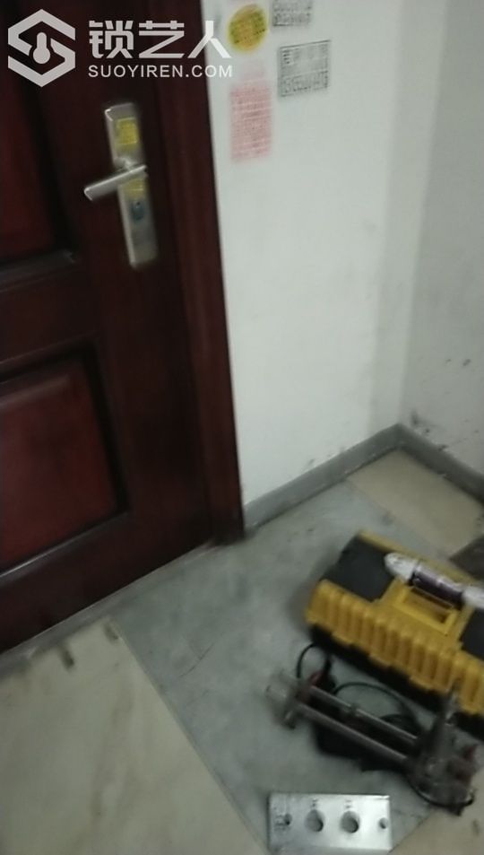 1590539845429558_957.jpg